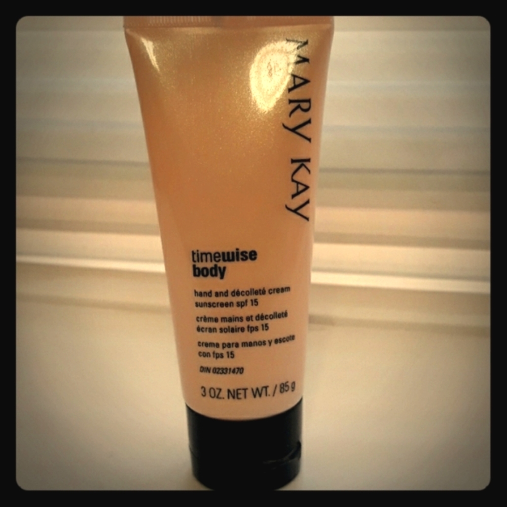 Mary Kay TimeWise body hand and decollete' cream